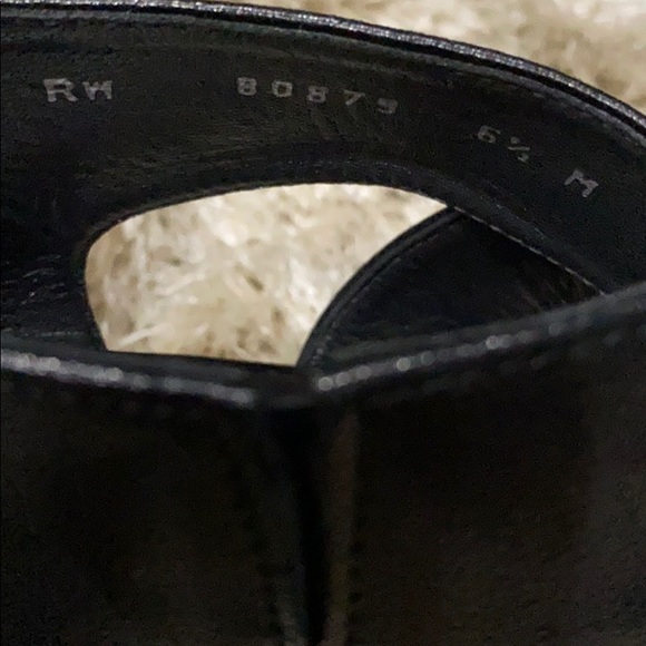 Stuart Weitzman HugMe black leather heels. - Picture 5 of 5